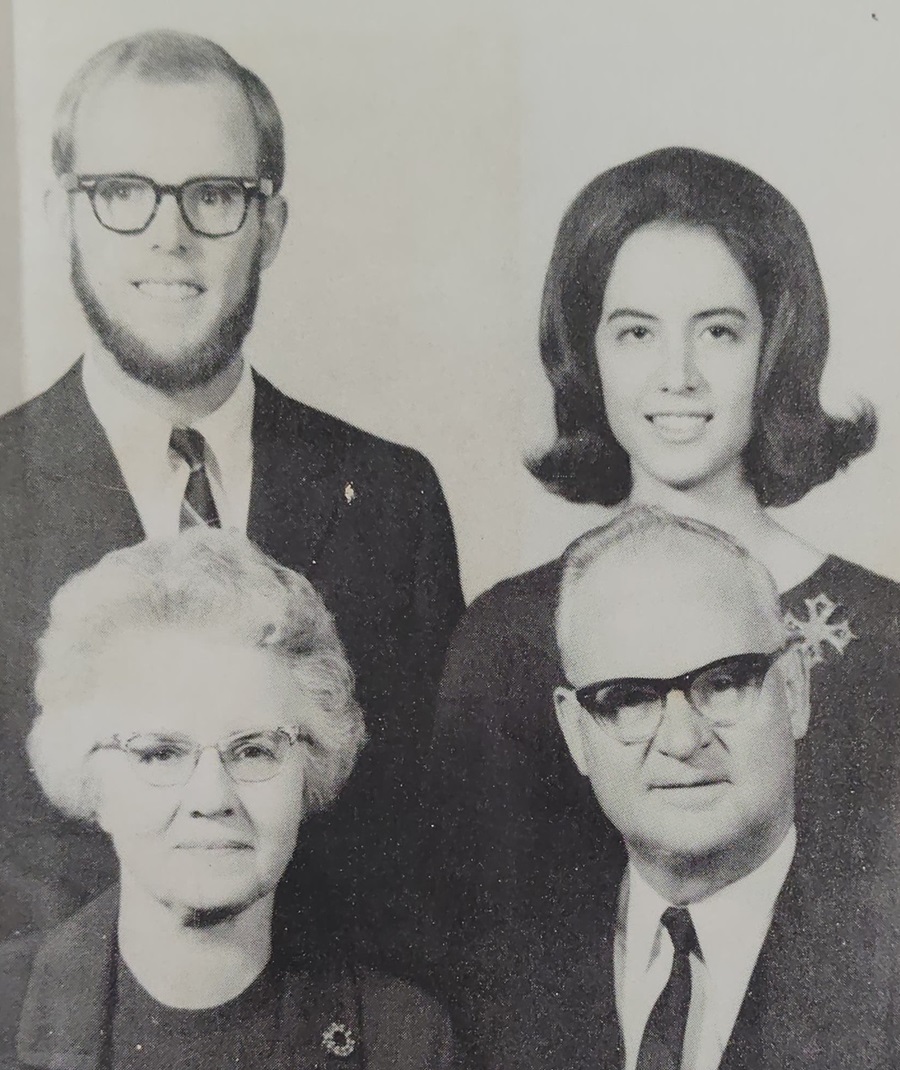 Andrew & Jamie Wommack